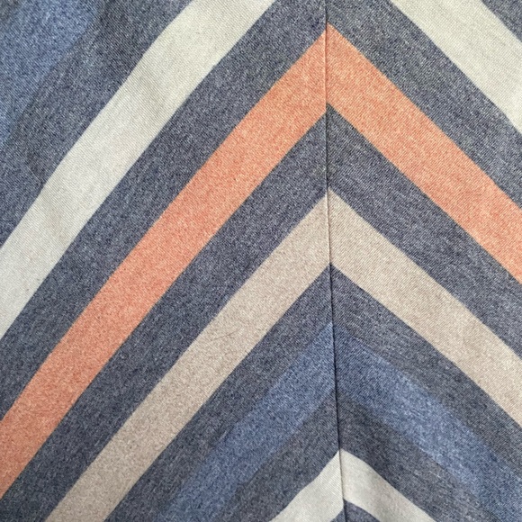 Quicksilver sundress with pockets. Size L EUC - Picture 4 of 4